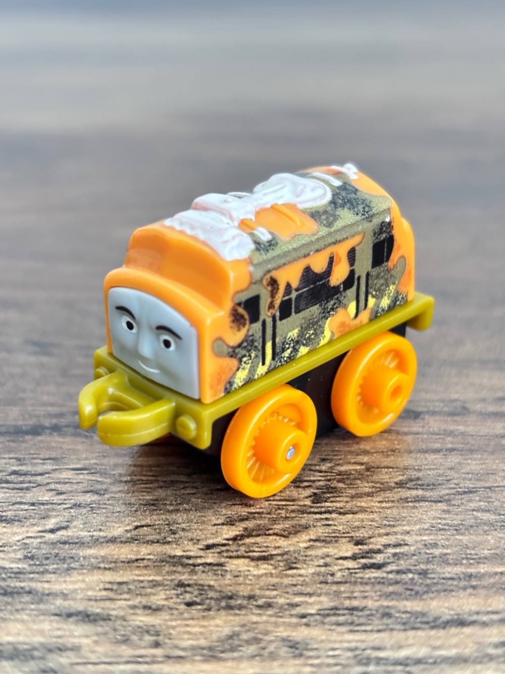 Thomas & Friends Minis Mini Steel Diesel 10 Yellow Train Engine Car 2014 Gullane